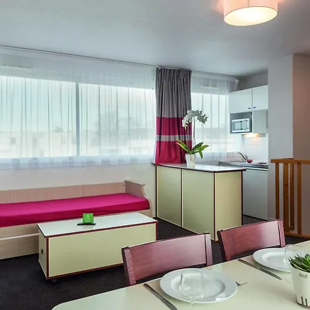 Appart'city Classic La Rochelle Centre Apartmanhotel 2*